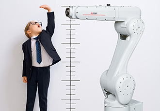 Articulated-arm robot for medium-level applications